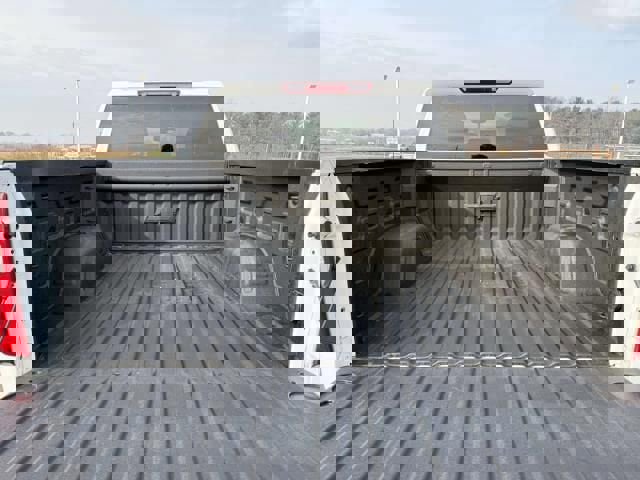 Used 2022 Chevrolet Silverado 1500 RST image 9