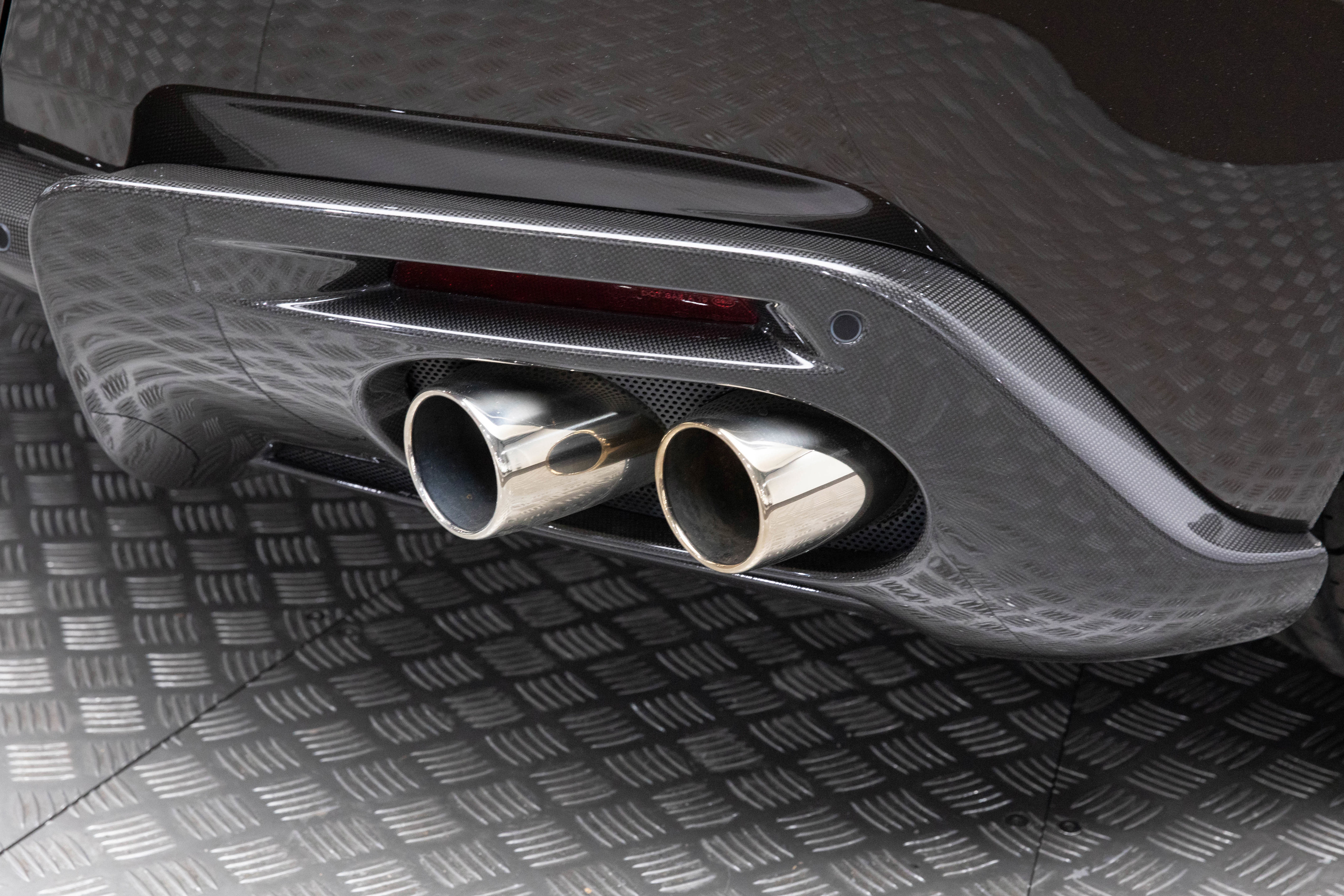 Certified 2022 Ferrari Roma image 21