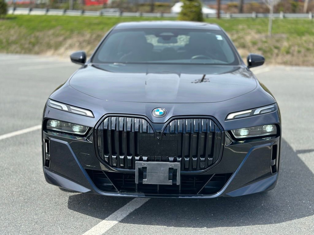 Certified 2023 BMW 760i xDrive w/ Parking Assistance Package AWD/4WD image 9