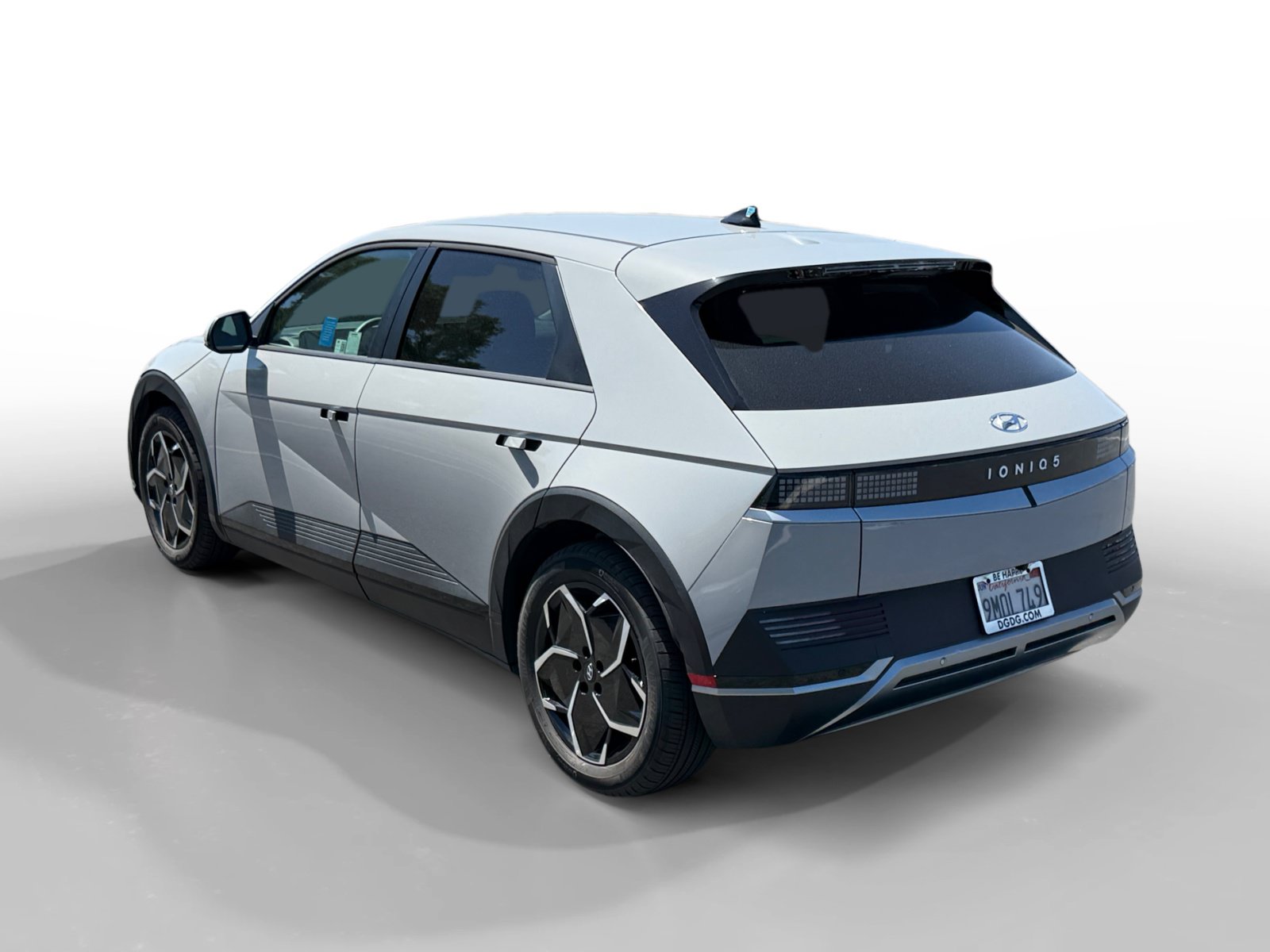 Certified 2024 Hyundai Ioniq 5 SE RWD image 3