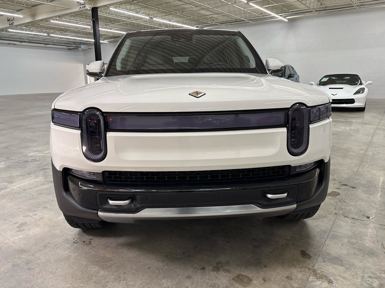 Used 2023 Rivian R1S Adventure Quad AWD/4WD image 3