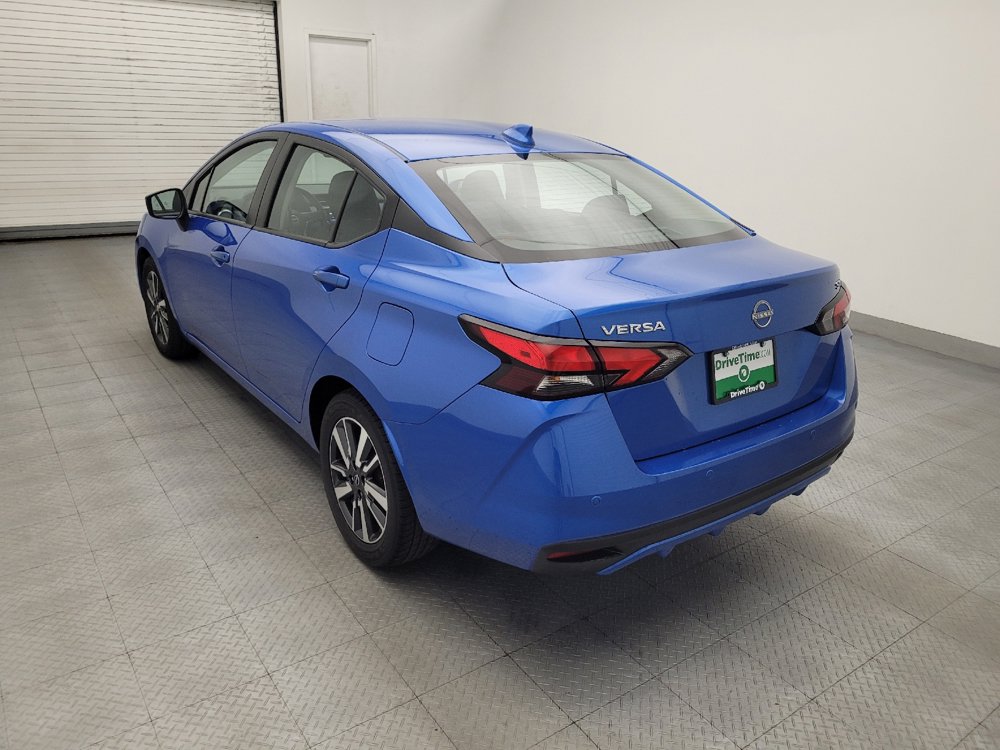 Used 2024 Nissan Versa SV FWD image 5