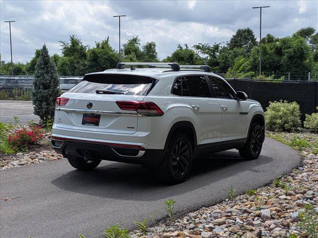 Certified 2023 Volkswagen Atlas Cross Sport SE w/ Black Wheel Package AWD/4WD image 5
