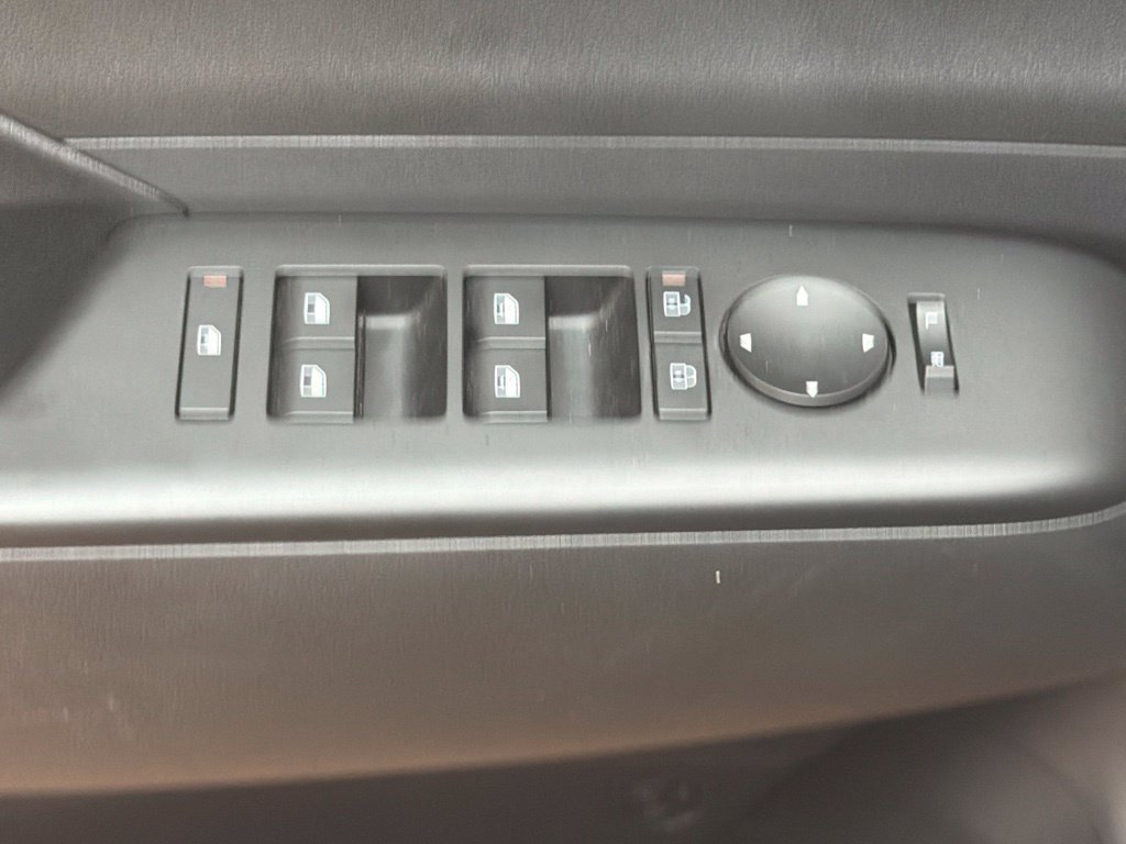Certified 2024 Hyundai Kona SEL w/ Convenience Package FWD image 22