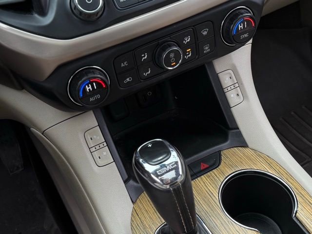 Used 2017 GMC Acadia Denali w/ Technology Package image 32