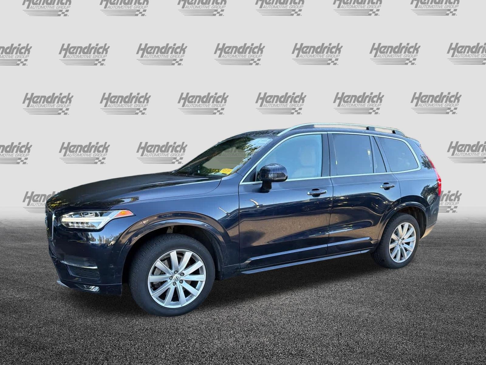 Used 2017 Volvo XC90 T6 Momentum w/ Vision Package AWD/4WD image 10