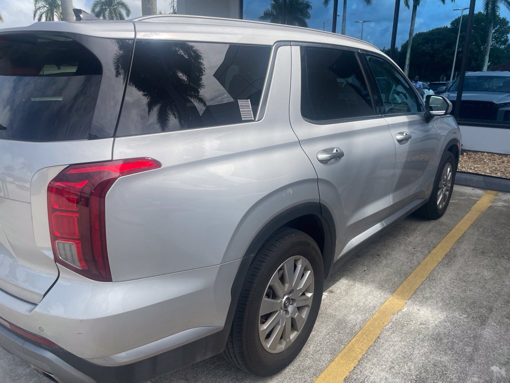 Used 2025 Hyundai Palisade SEL FWD image 4