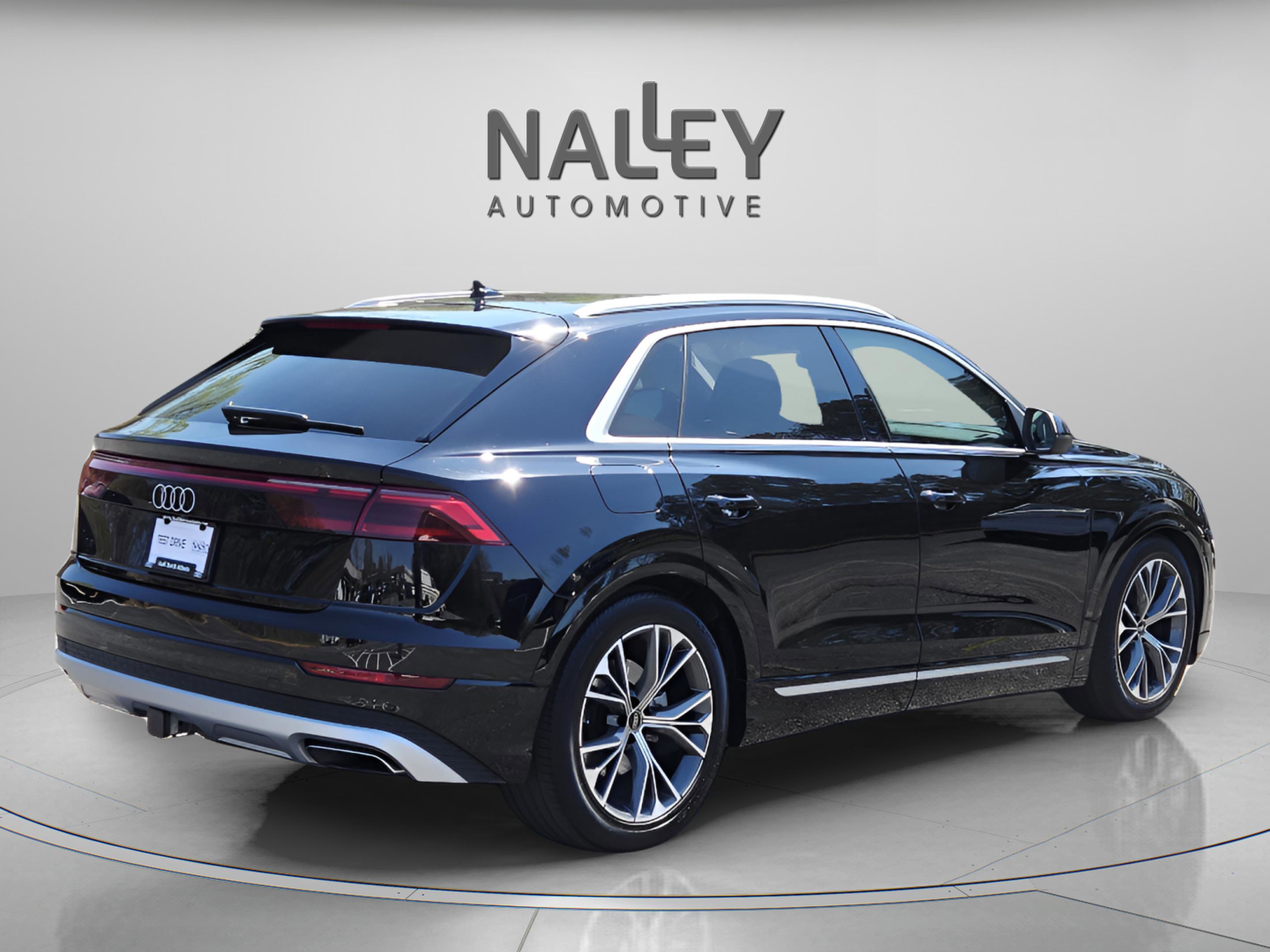 Used 2024 Audi Q8 Prestige w/ Prestige Package image 5