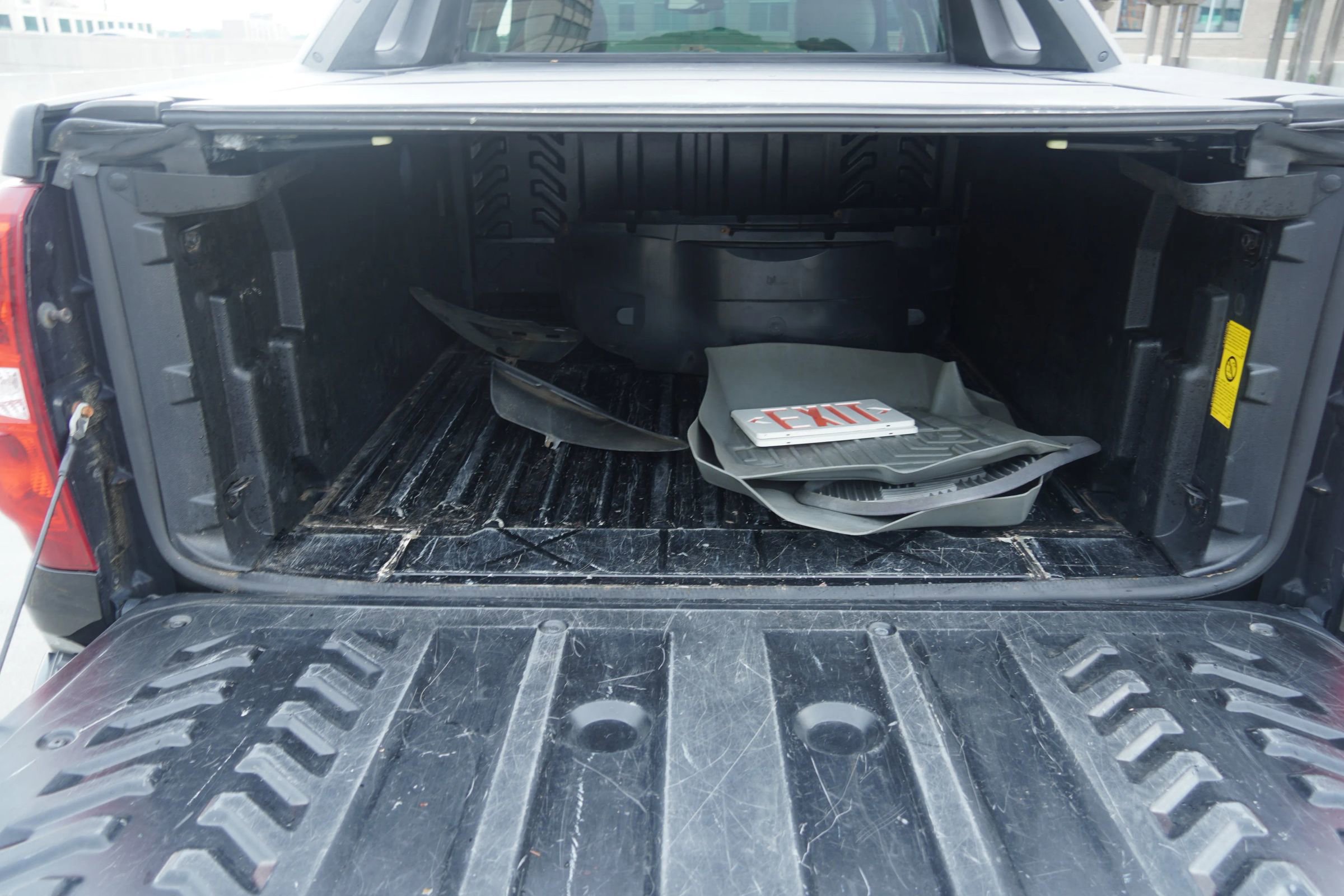 Used 2012 Chevrolet Avalanche LT w/ All-Star Edition image 13