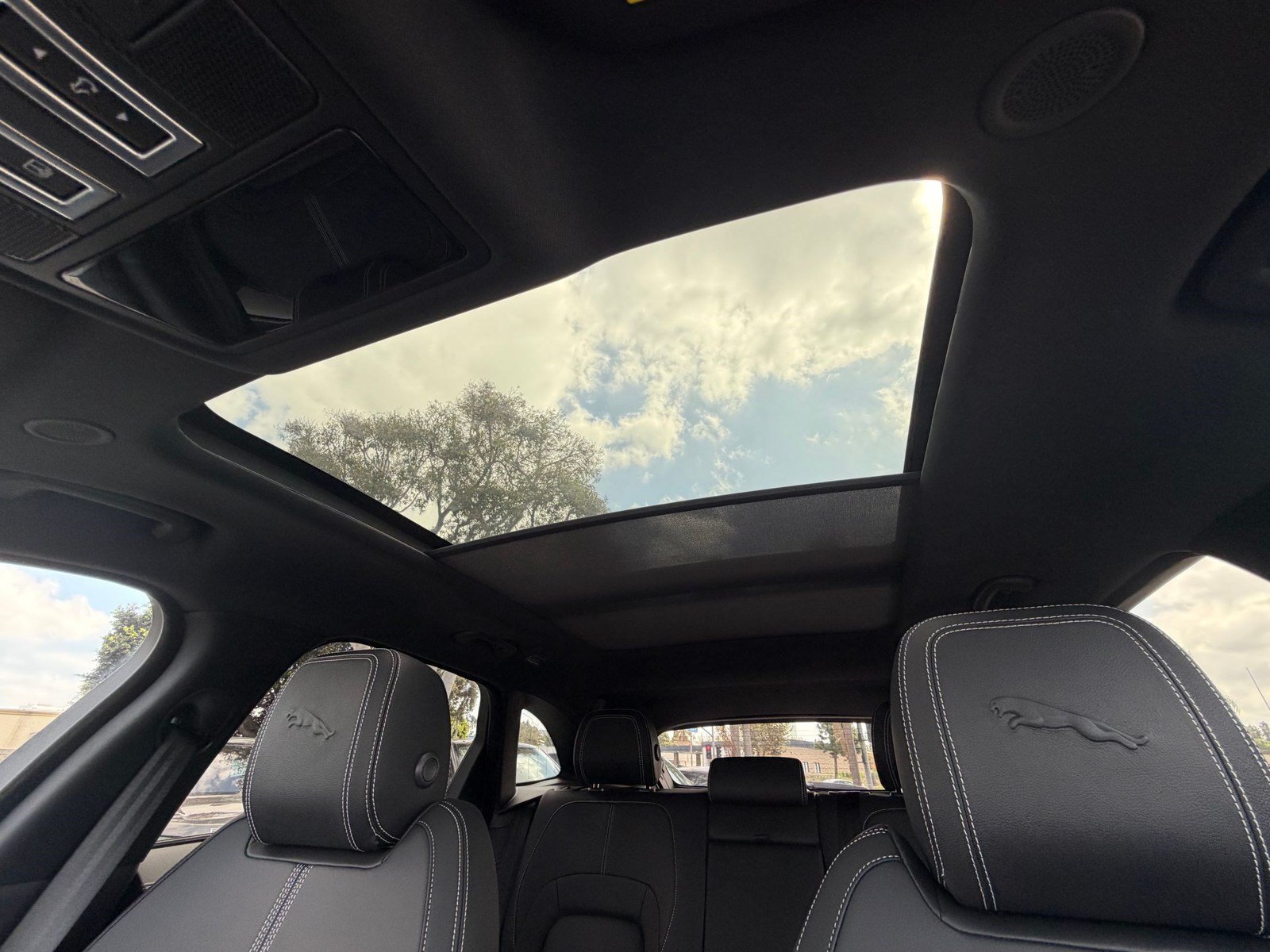 New 2026 Jaguar F-PACE R-Dynamic S AWD/4WD image 18