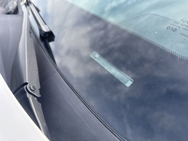 Used 2025 Toyota Camry LE image 23