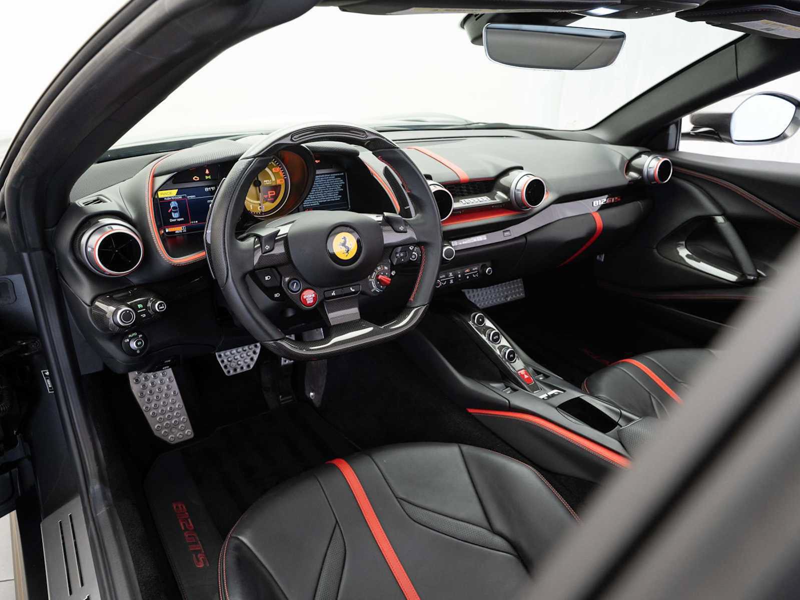 Used 2021 Ferrari 812 GTS RWD image 12