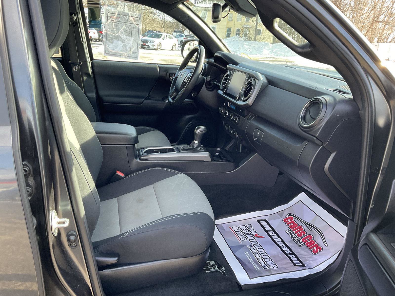 Used 2021 Toyota Tacoma TRD Off-Road w/ Technology Package image 22