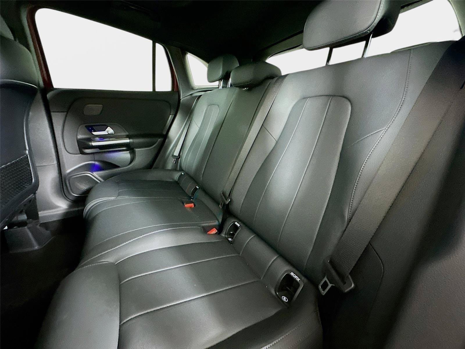Used 2026 Mercedes-Benz GLA 250 4MATIC image 32
