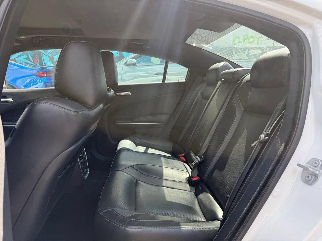Used 2022 Dodge Charger SXT w/ Leather Interior Group RWD image 11
