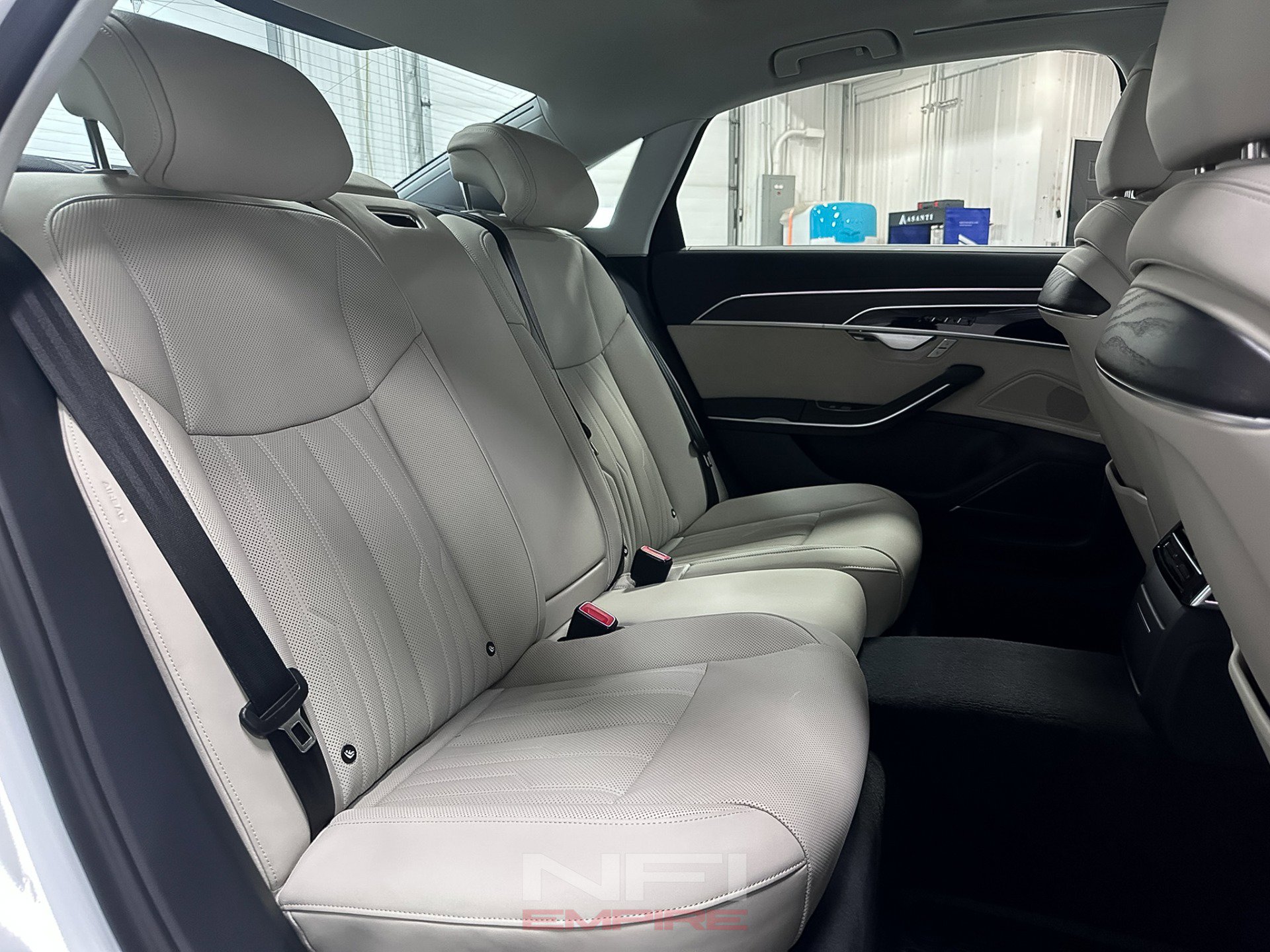 Used 2024 Audi A8 L 3.0T image 42