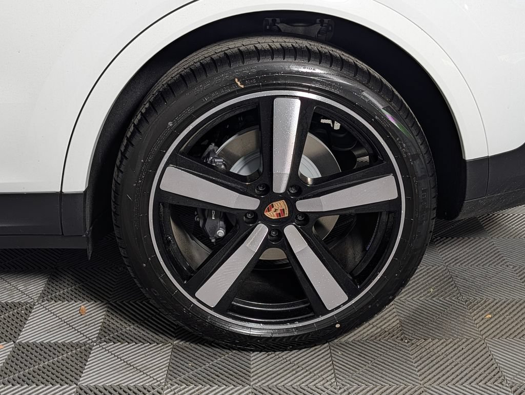 New 2026 Porsche Cayenne AWD/4WD image 12