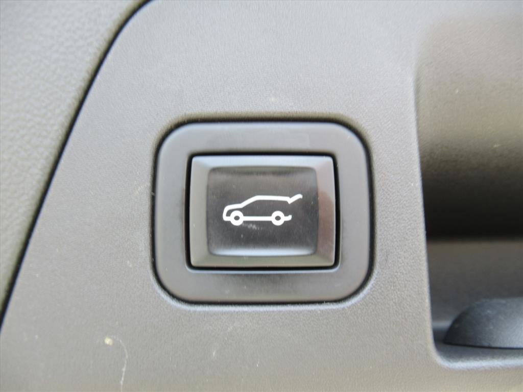 Used 2022 Buick Envision Avenir w/ Technology Package II image 35