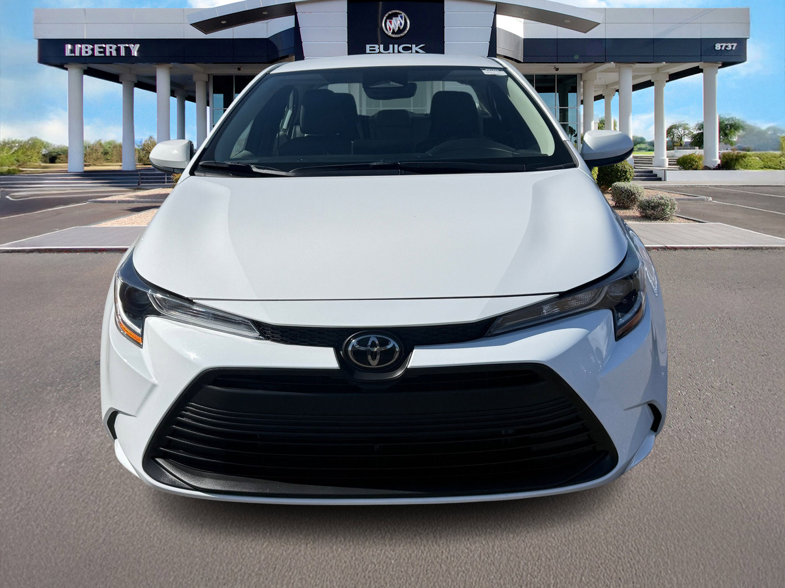 Used 2025 Toyota Corolla LE image 5