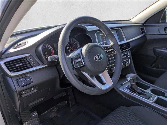 Used 2019 Kia Optima LX image 10