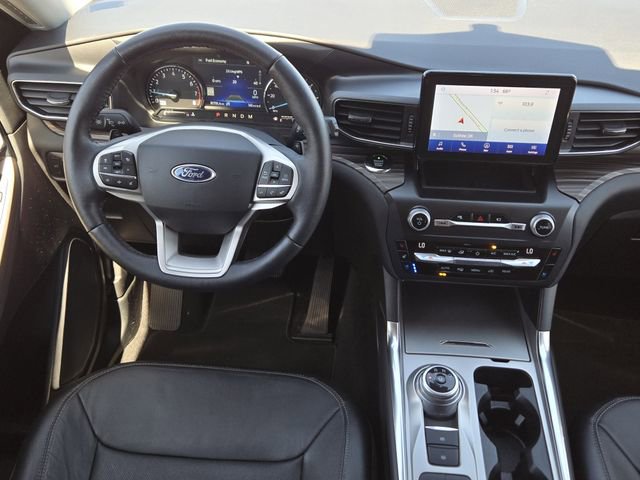 Used 2020 Ford Explorer Limited w/ Class III Trailer Tow Package image 29