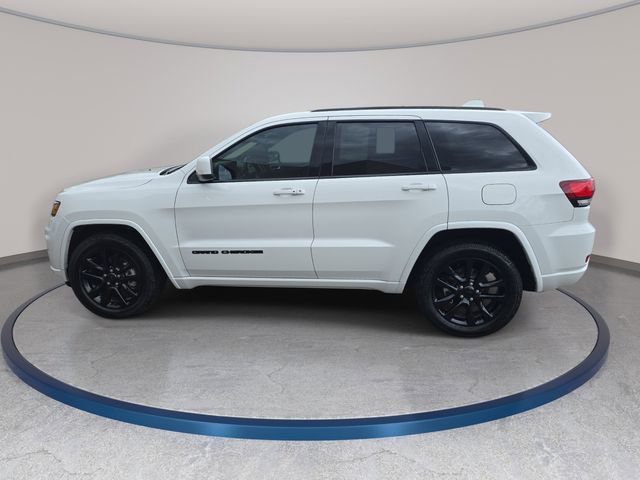 Used 2019 Jeep Grand Cherokee Altitude AWD/4WD image 9