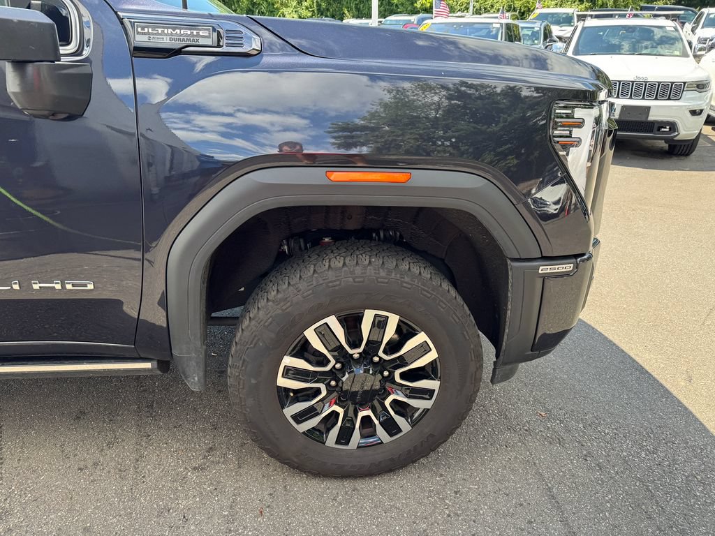 Used 2025 GMC Sierra 2500 Denali Ultimate w/ Max Trailering Package AWD/4WD image 7