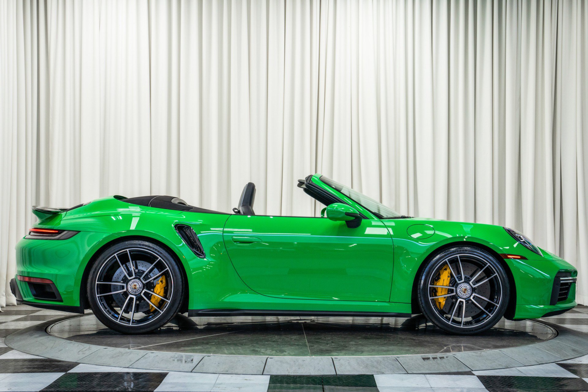 Used 2021 Porsche 911 Turbo S image 50