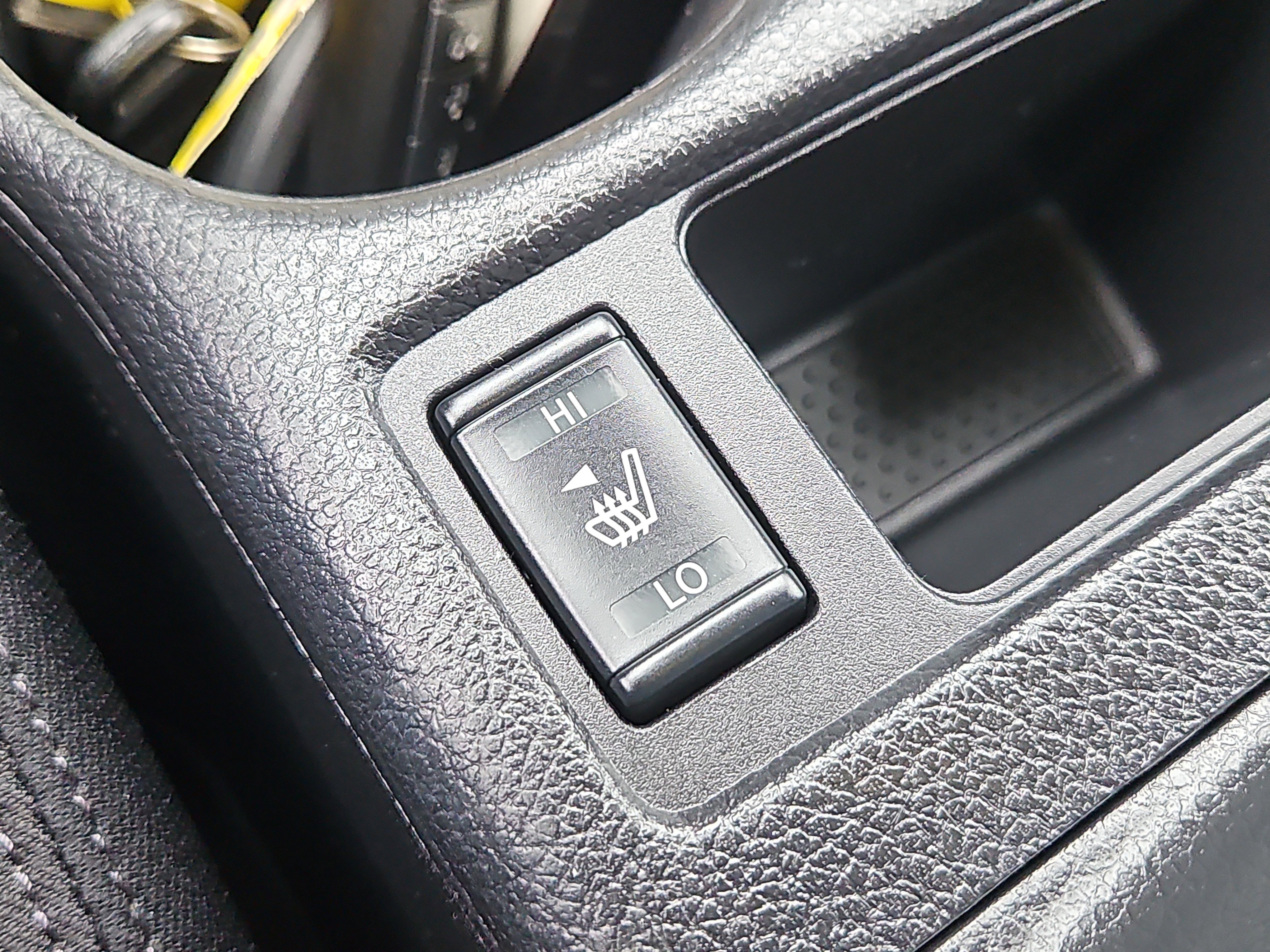 Used 2019 Nissan Rogue SV w/ Premium Package AWD/4WD image 12