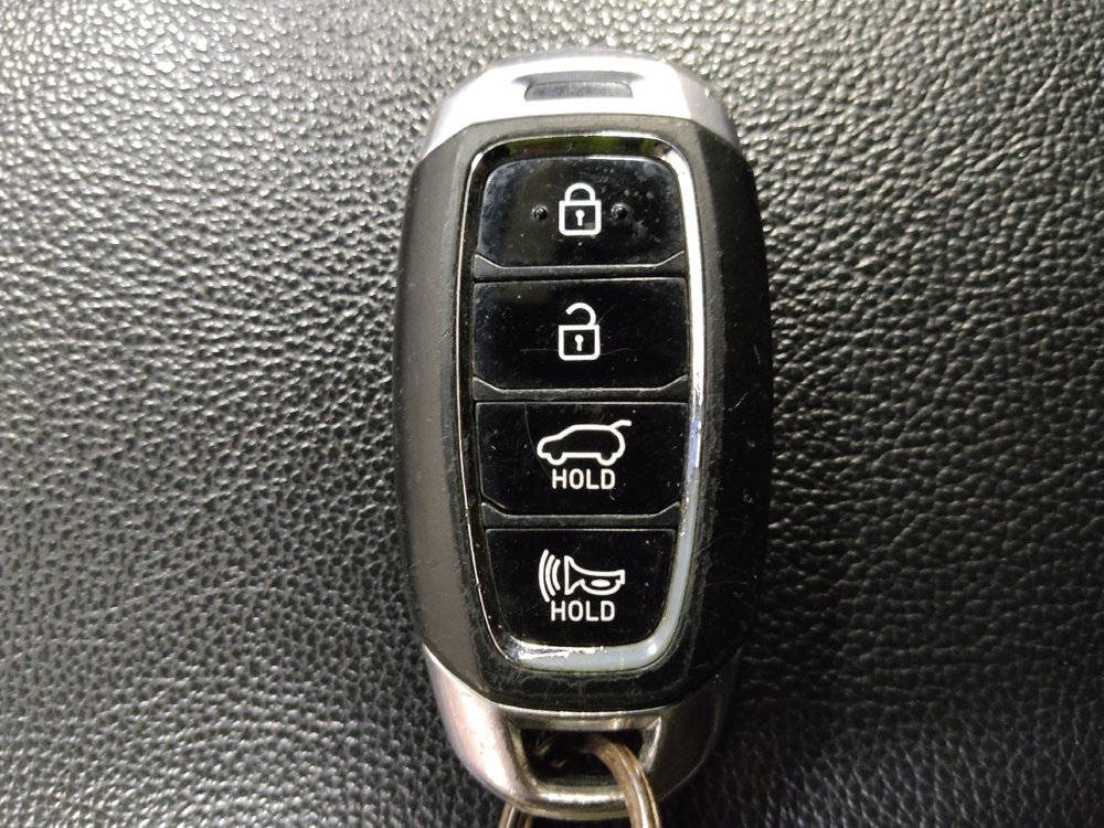 Used 2019 Hyundai Veloster Turbo FWD image 32