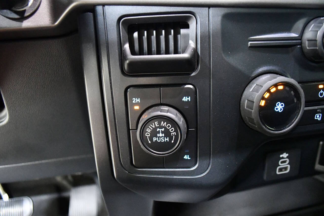 Used 2025 Ford F150 XL AWD/4WD image 19