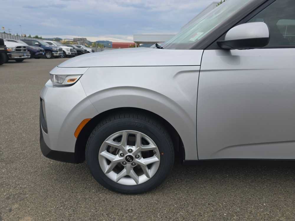 Used 2021 Kia Soul S FWD image 18