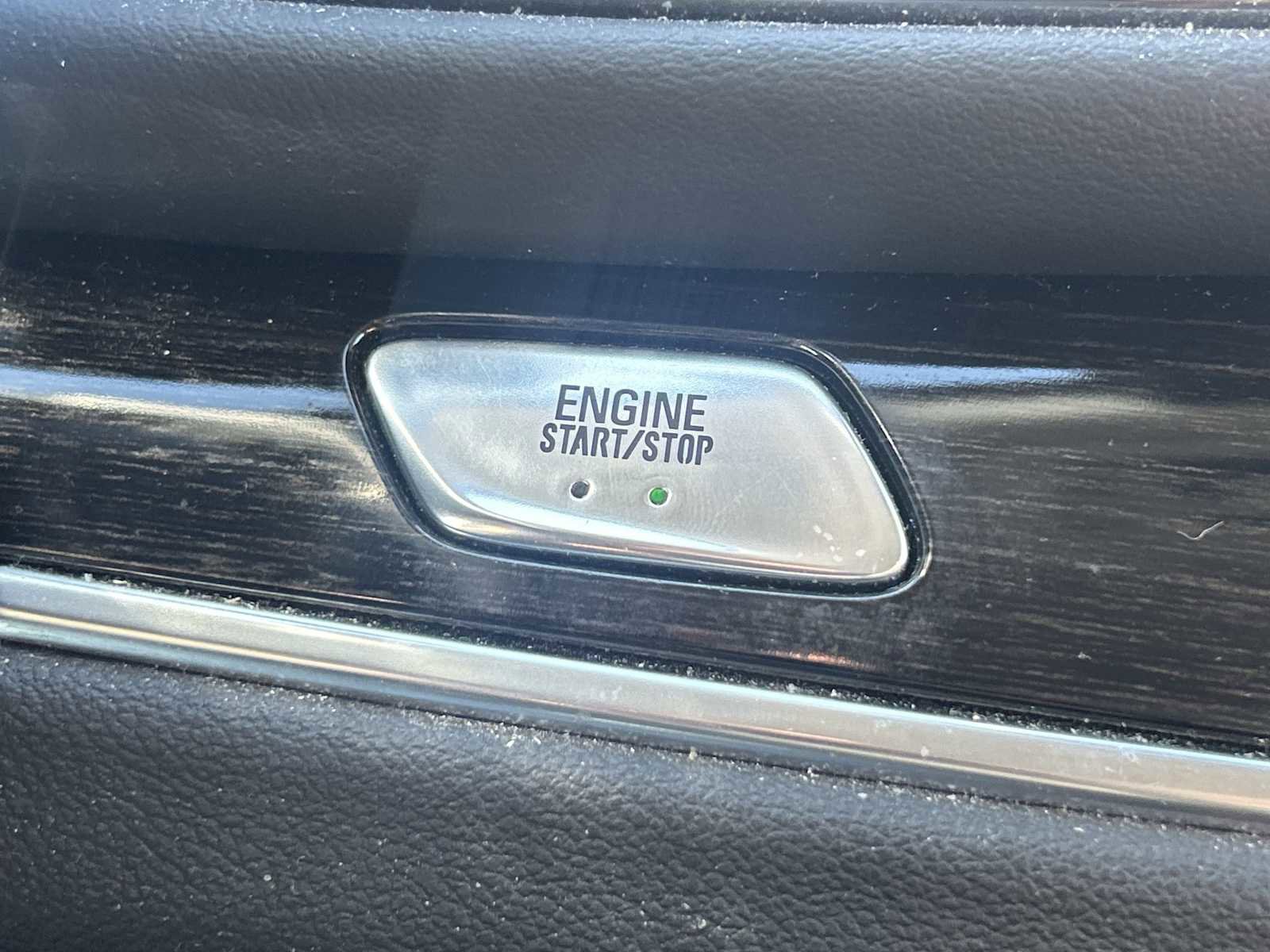 Used 2021 Buick Enclave Avenir w/ Avenir Technology Package image 17