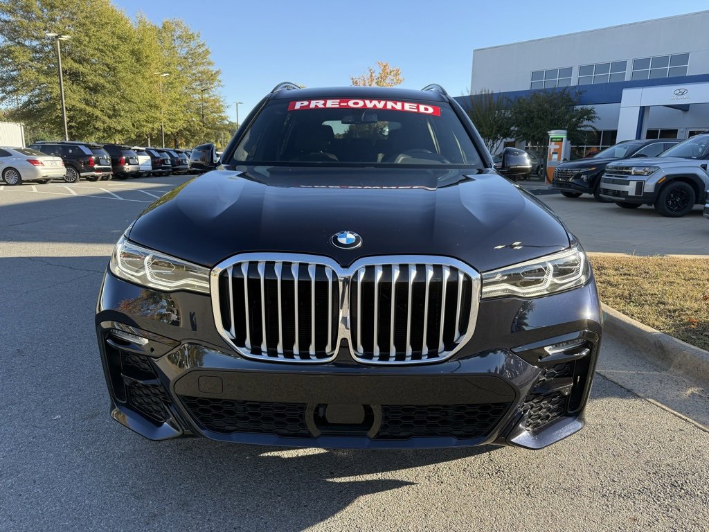 Used 2022 BMW X7 xDrive40i w/ M Sport Package image 2