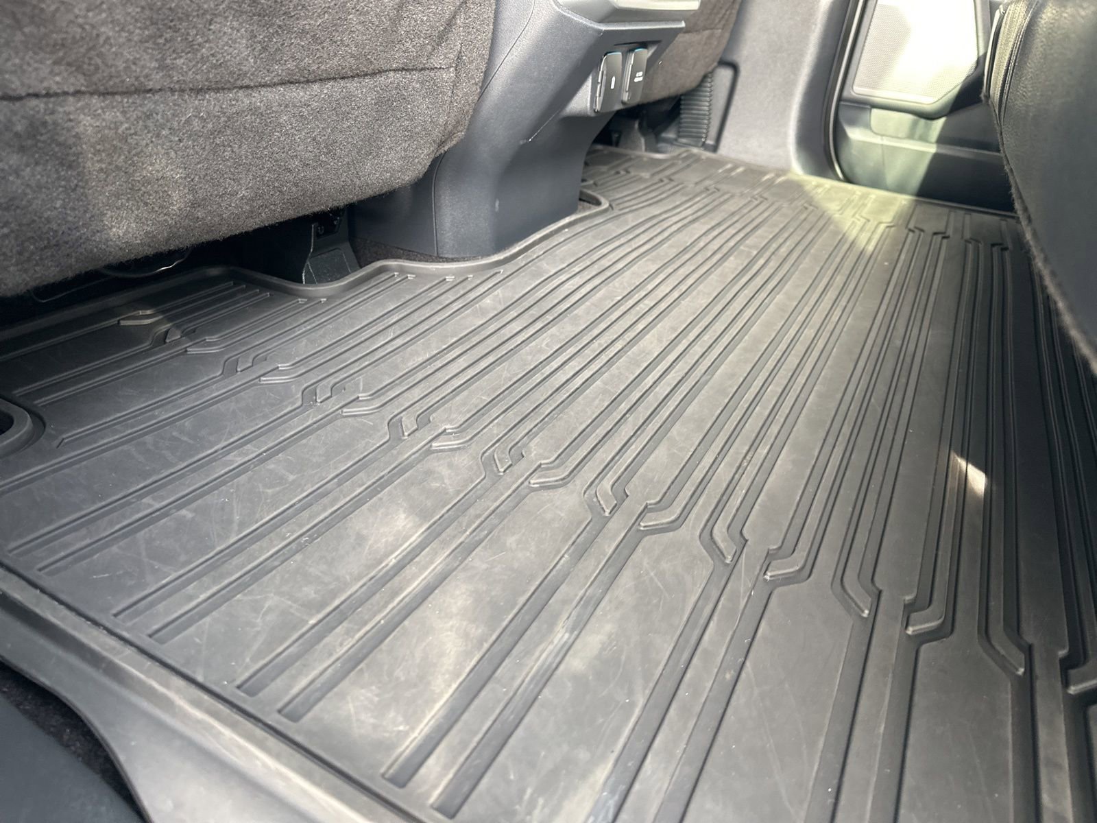 Used 2022 Ford F150 Lariat image 17