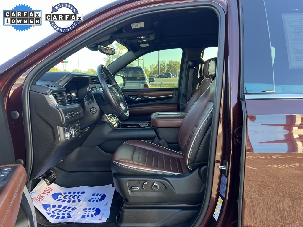 Used 2023 GMC Yukon XL Denali Ultimate image 8