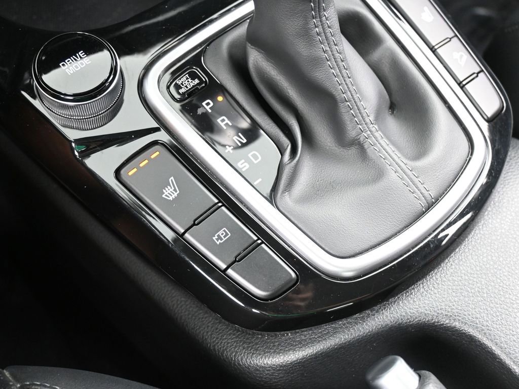 Used 2024 Kia Seltos EX image 25