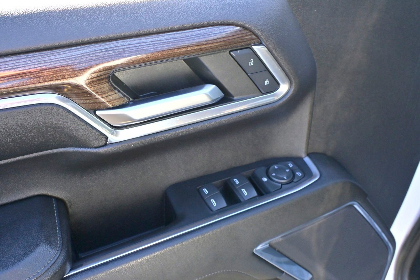 Used 2023 Chevrolet Silverado 1500 LT image 23