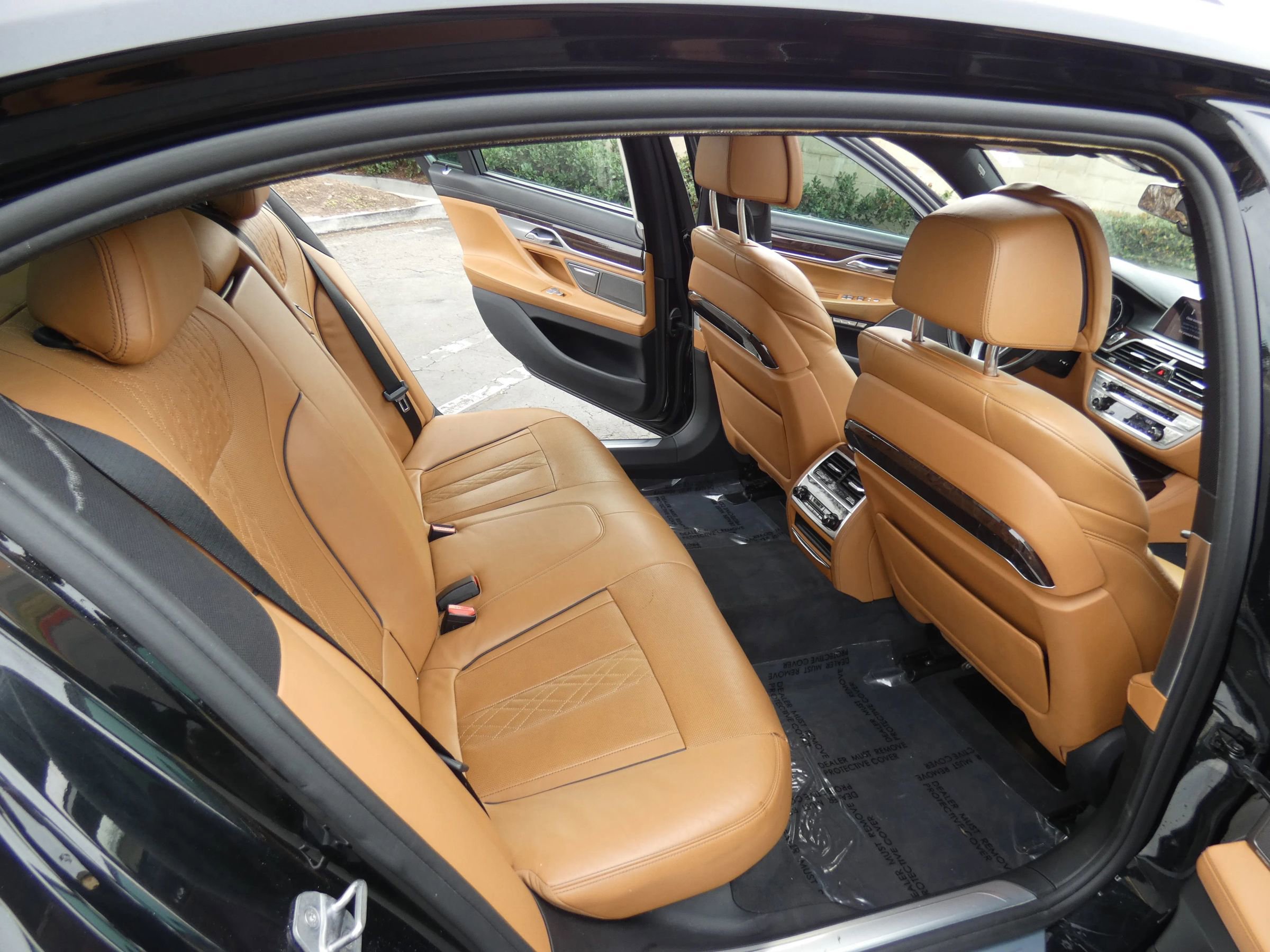 Used 2016 BMW 750i xDrive image 38