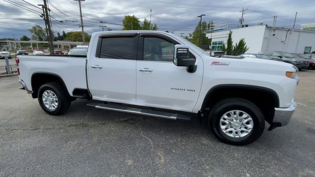 Used 2020 Chevrolet Silverado 2500 LTZ w/ LTZ Convenience Package AWD/4WD image 3