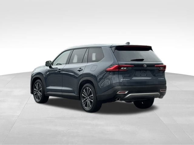 Used 2024 Toyota Grand Highlander AWD Hybrid image 4