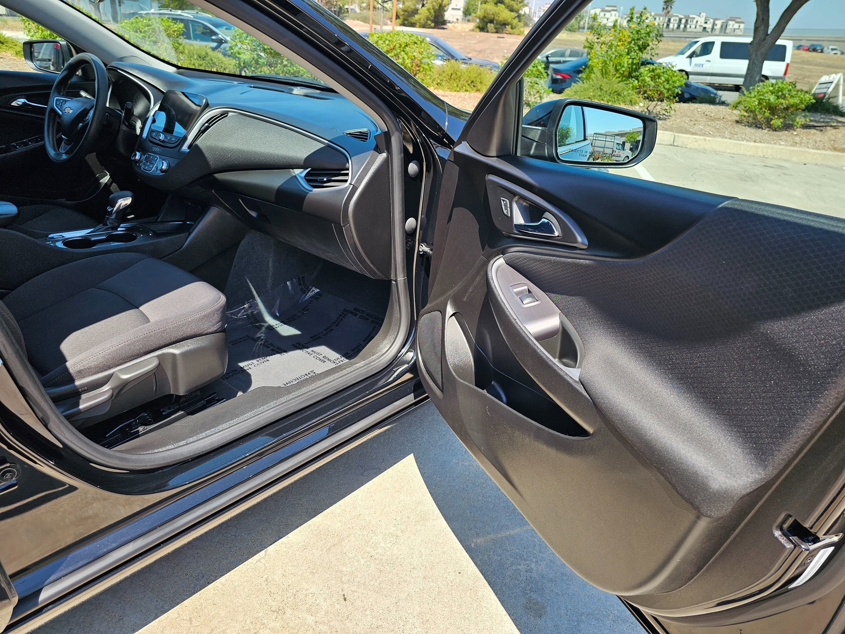 Used 2023 Chevrolet Malibu LT image 27
