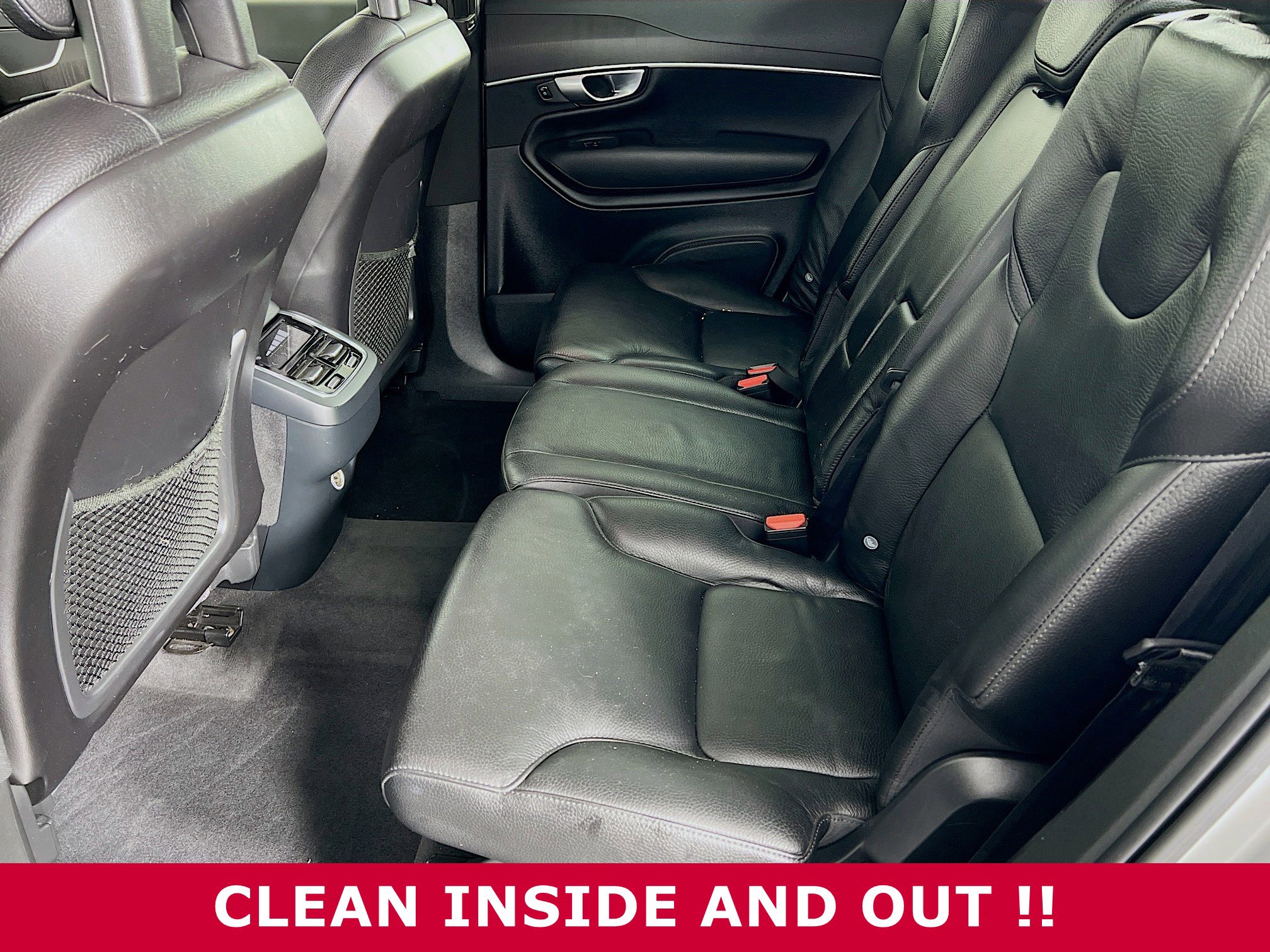 Used 2020 Volvo XC90 T6 Momentum image 5