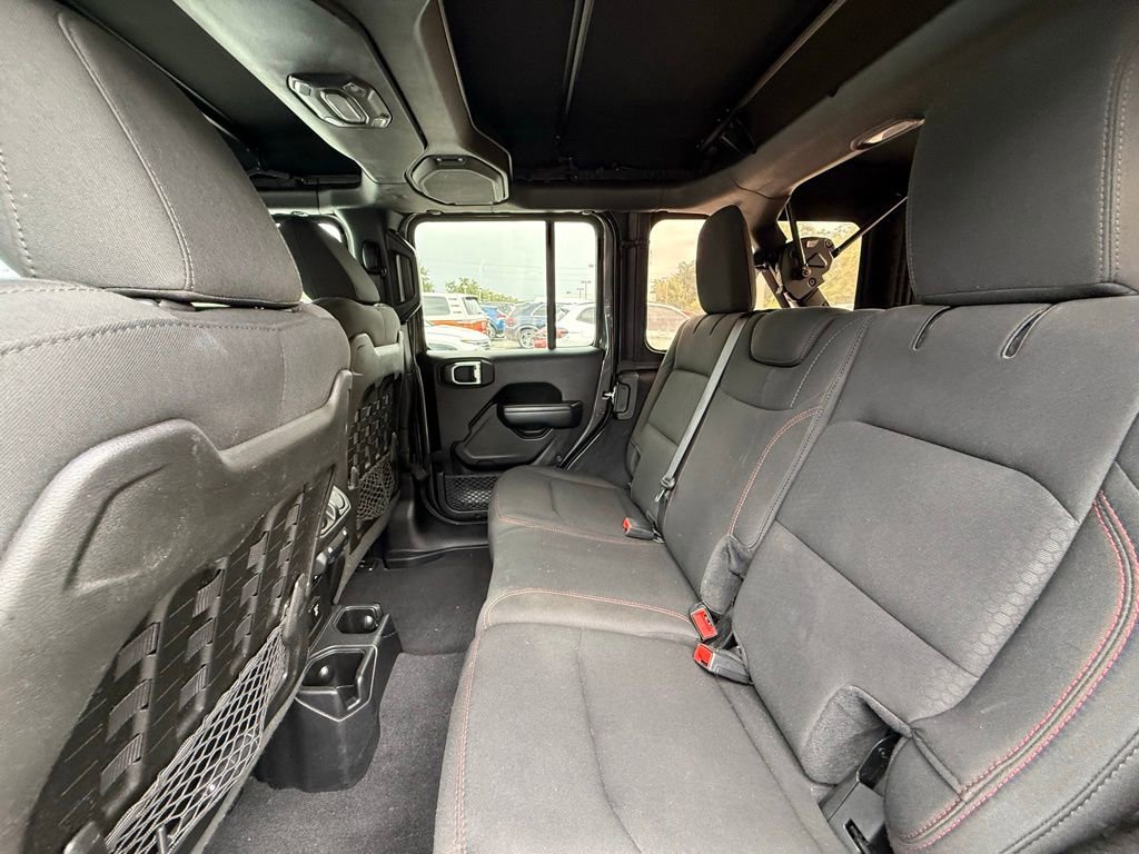Used 2020 Jeep Wrangler Unlimited Rubicon w/ Dual Top Group image 16
