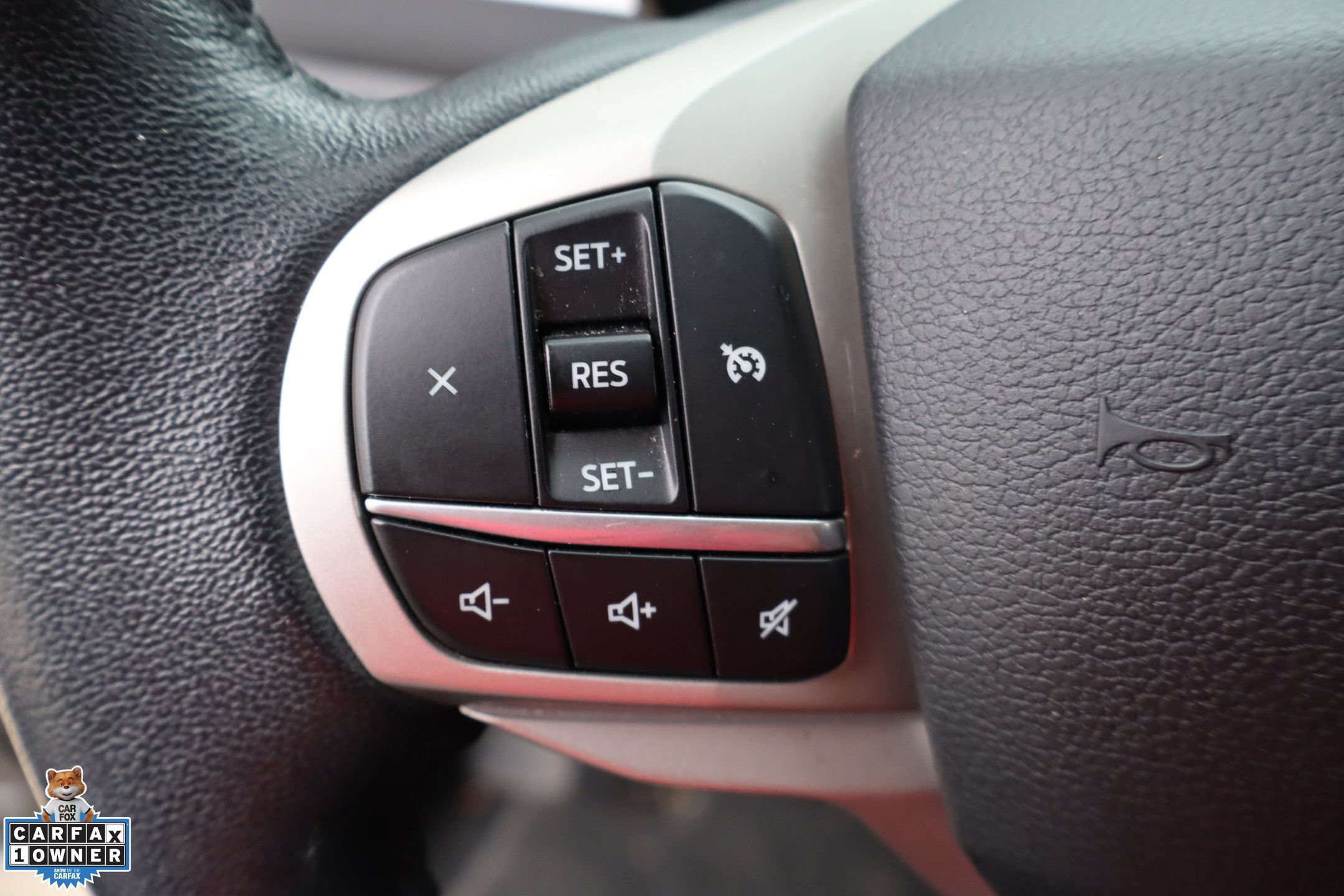 Used 2021 Ford Explorer XLT AWD/4WD image 13