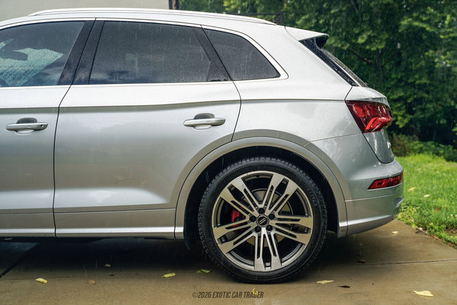 Used 2018 Audi SQ5 Prestige AWD/4WD image 5