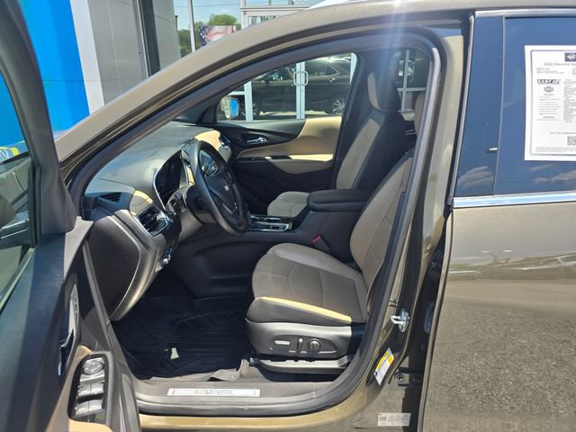 Used 2023 Chevrolet Equinox Premier AWD/4WD image 10