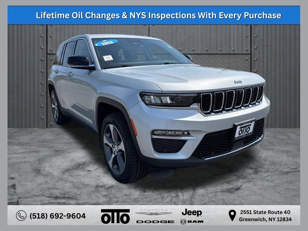 Used 2023 Jeep Grand Cherokee Limited w/ Luxury Tech Group II AWD/4WD image 1