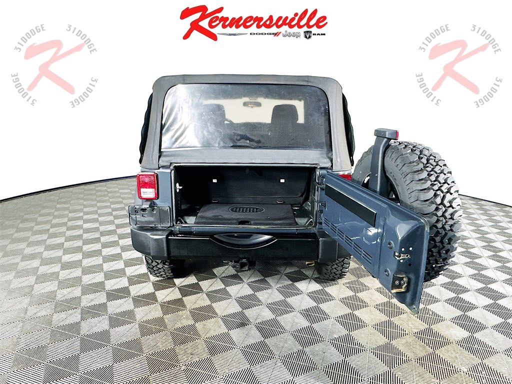Used 2018 Jeep Wrangler Sport image 27