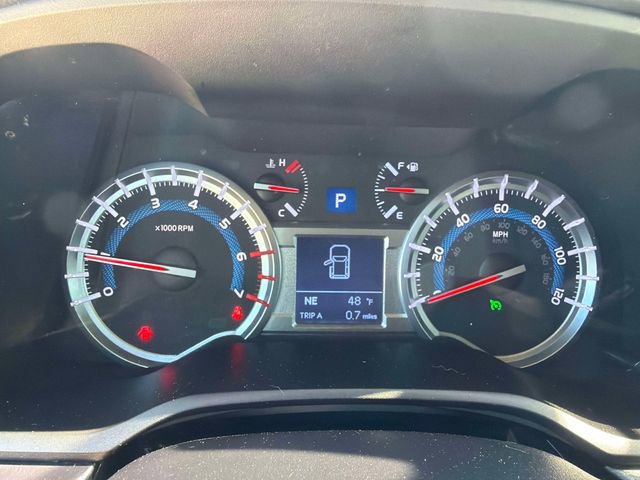 Used 2016 Toyota 4Runner Trail Premium AWD/4WD image 27